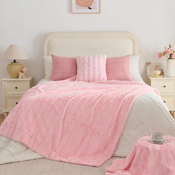 Krifey Pink Faux Fur Blanket for Bed, 3D Marble Texture Soft Cozy Fuzzy Plush Thick Warm Blanket, Faux Rabbit Fleece, Christmas Birthday Gifts for her Girls Women Mom, Cute Pink, 60x80in