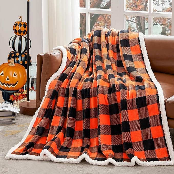 Touchat Halloween Blanket Twin Size 60" X 70"，Fall Autumn Harvest Sherpa Fuzzy Fluffy Soft Cozy Blankets, Fleece Flannel Plush Microfiber Throw for Couch Bed Sofa, Halloween Decor (Orange)