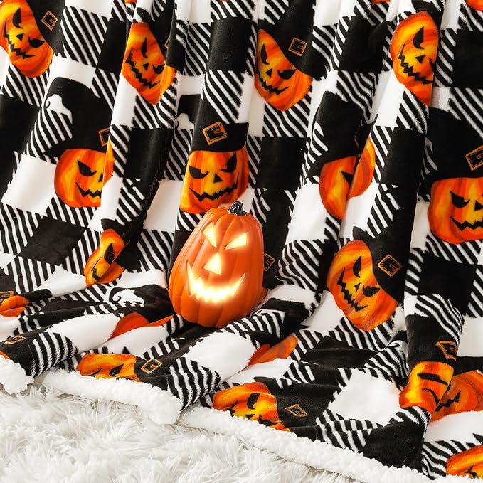 Touchat Halloween Blanket Twin Size 60" X 70"，Pumpkin Sherpa Fall Fuzzy Fluffy Soft Cozy Blankets, Fleece Flannel Plush Microfiber Throw for Couch Bed Sofa, Halloween Decor (BlackHalloween)