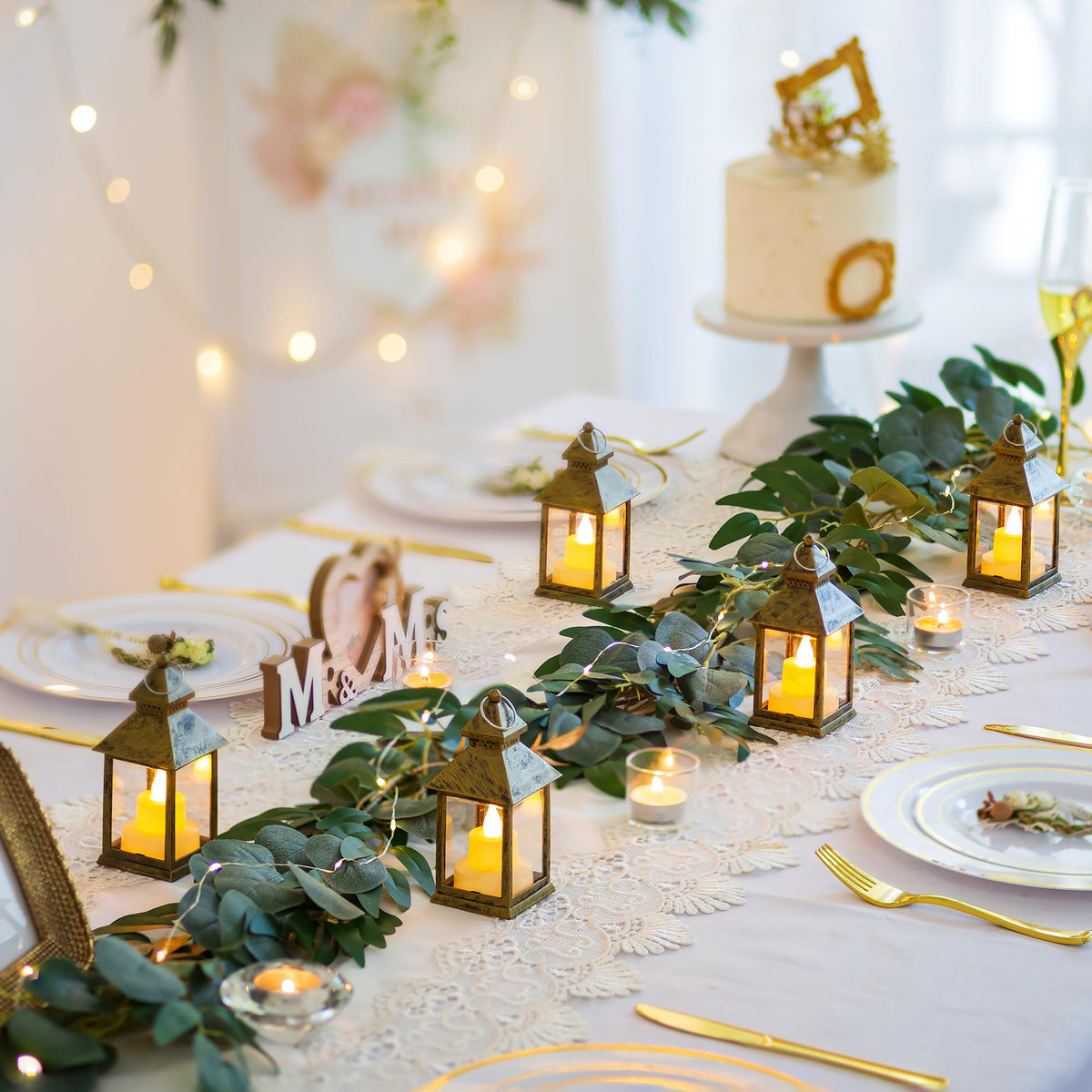 Romadedi Mini Lanterns Decorative for Wedding Centerpiece - 20 PCS Hanging Small Gold Lantern Bulk with Flickering LED Candles for Halloween Decorations Christmas Table Decor, Batteries Included