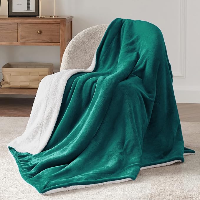 Bedsure GentleSoft Sherpa Fleece Throw Blanket Twin Size for Couch - Thick and Warm, Soft Fuzzy Plush Twin Christmas Blanket for Winter, Forest Green, 60x80 Inches