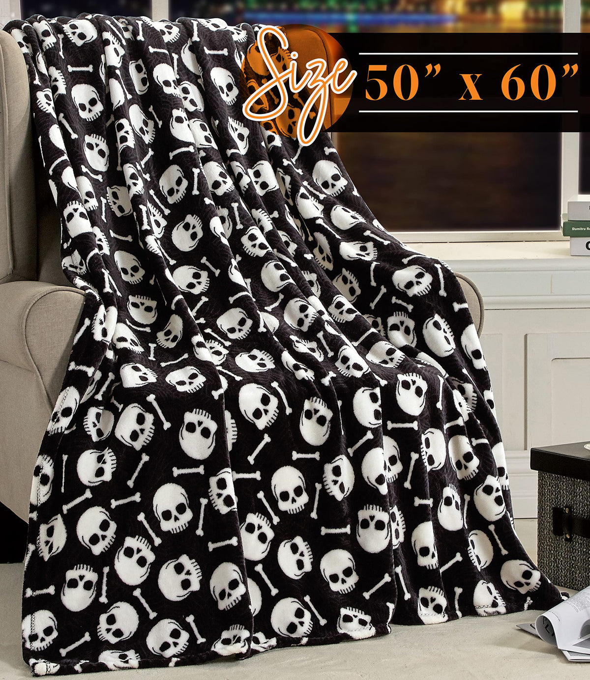 Elegant Comfort Lightweight Throw Blanket- Halloween Themed, Soft, Cozy and Plush- Perfect for Lounging This Spooky Season, 50 x 60 inches, Skull & Bones
