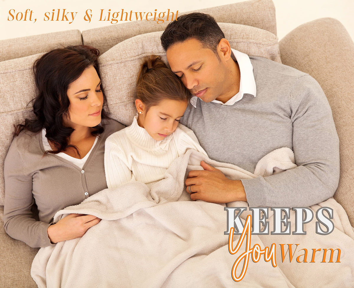 Elegant Comfort Lightweight Throw Blanket- Halloween Themed, Soft, Cozy and Plush- Perfect for Lounging This Spooky Season, 50 x 60 inches, Skull & Bones